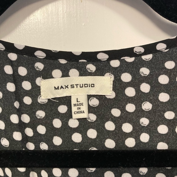 Max Studio Black/White Print Ruffled Maxi Dress w/Smocked Waist - Size Large - Picture 3 of 11